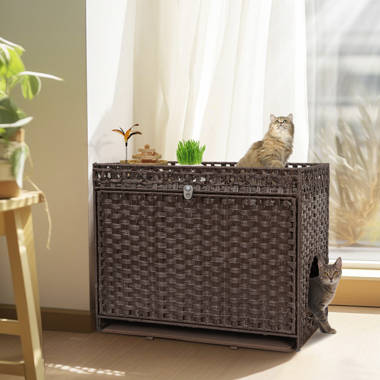 Wicker litter box clearance enclosure